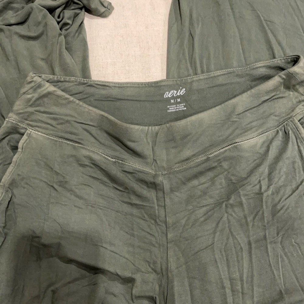 Arie pants. Flare